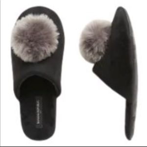 Banana Republic Pom slippers